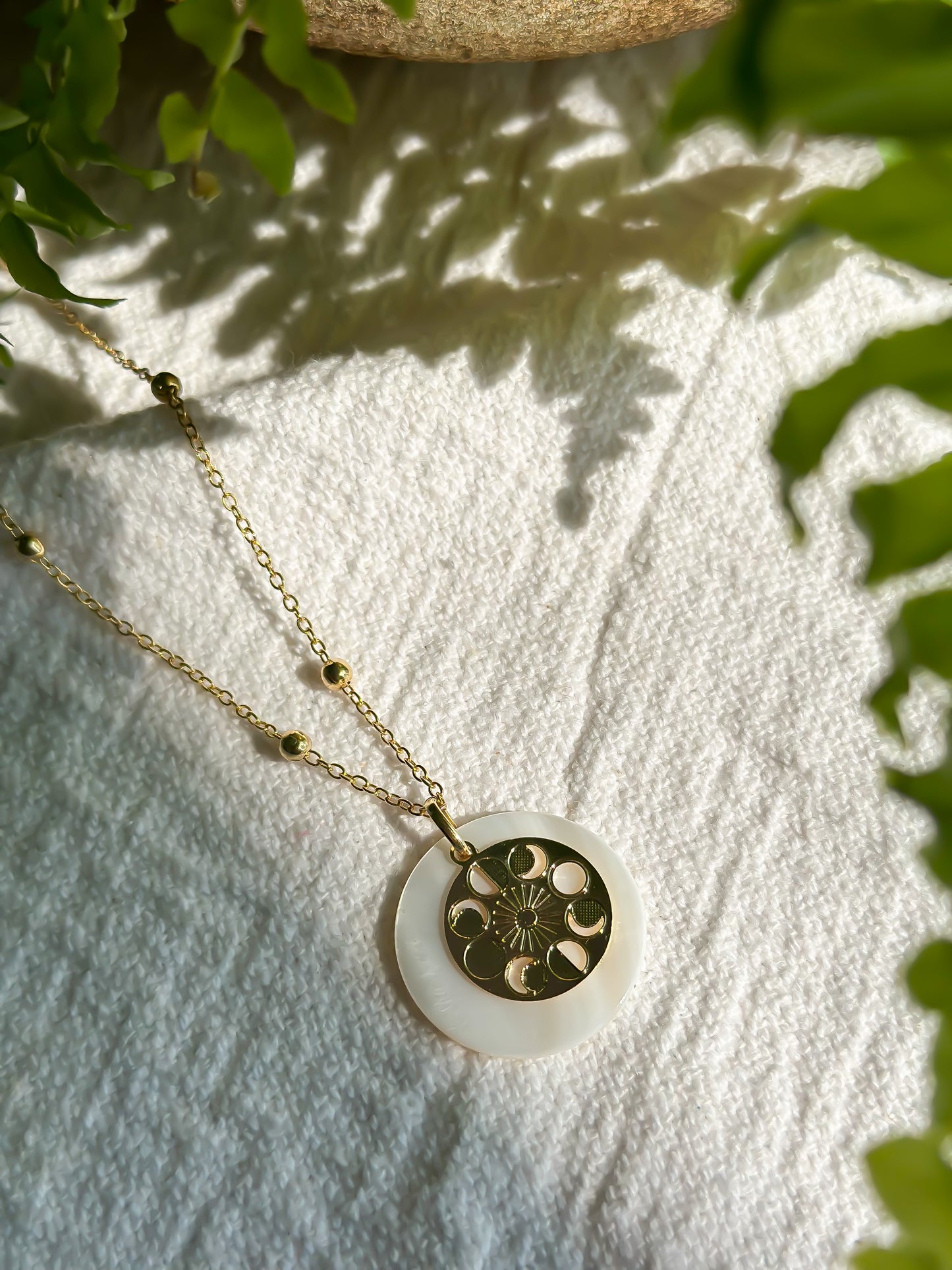 Lua Nova Necklace