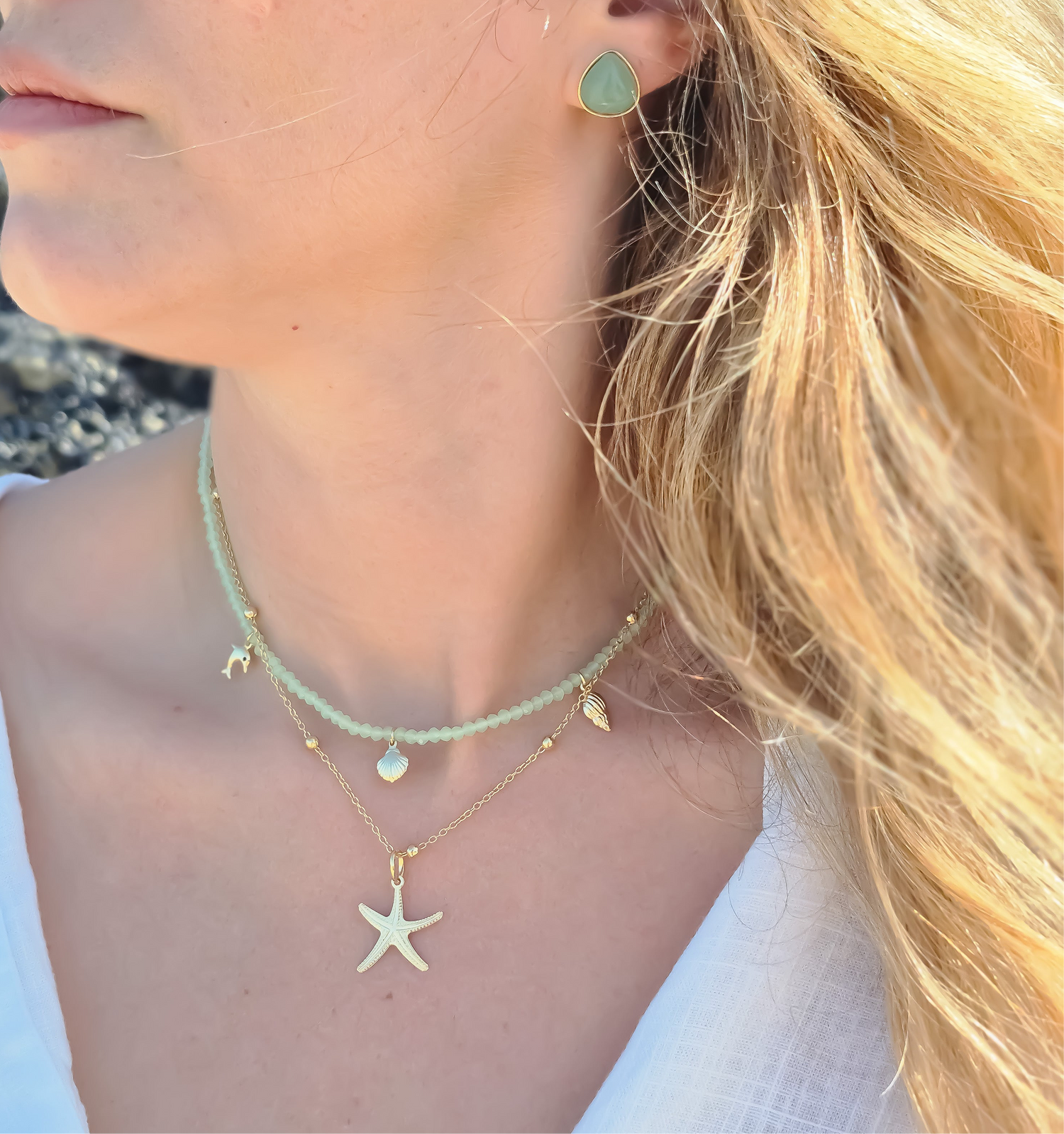 Necklaces & Chokers