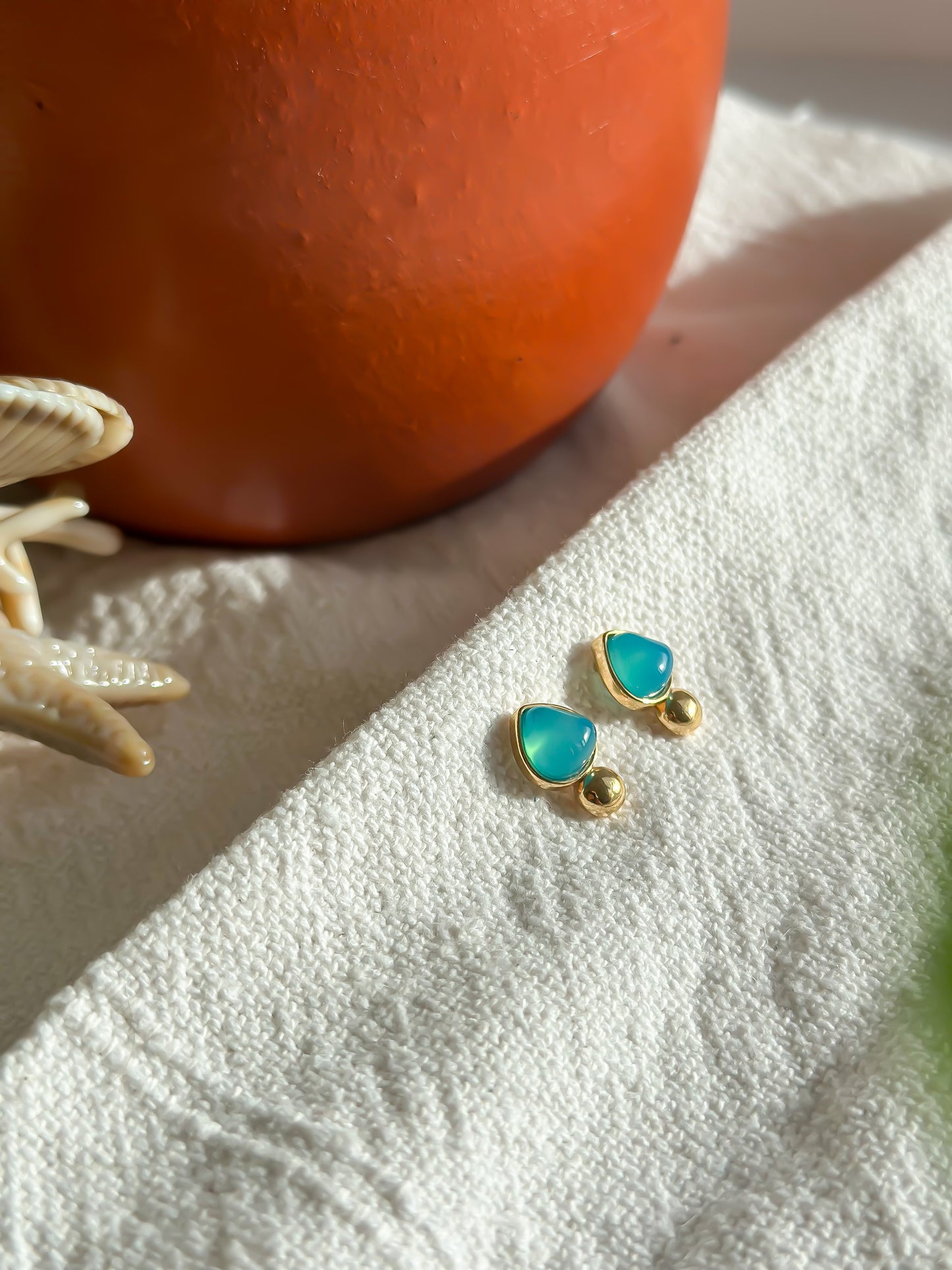 Blue Sky Agate Studs: Serene Mental Clarity