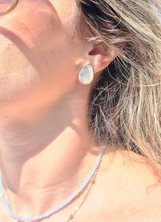 Serena Pearl Earrings